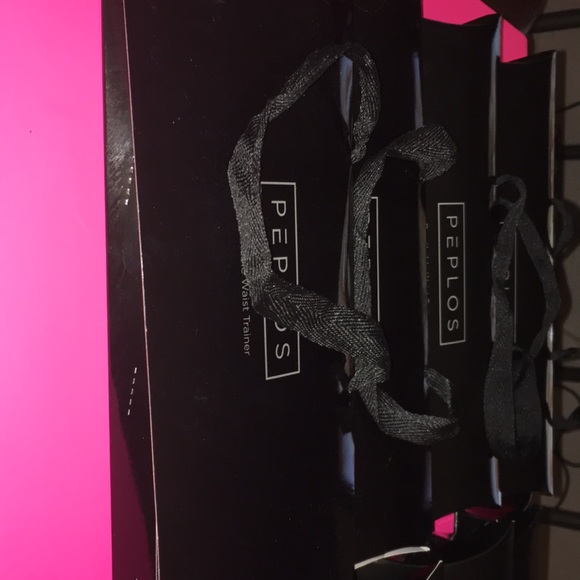 Peplo’s waist trainers - Picture 2 of 3